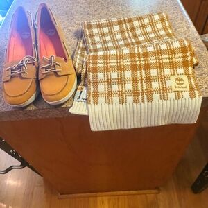 Timberland Wedge Shoes 👠 & SCARF